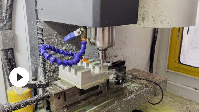 VMC300小型五軸加工中心加工-鋁合金三軸零件加工