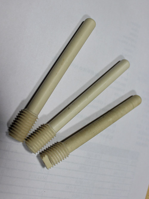 創(chuàng)客愛(ài)好者使用C57A小型數(shù)控車床加工DIY零件